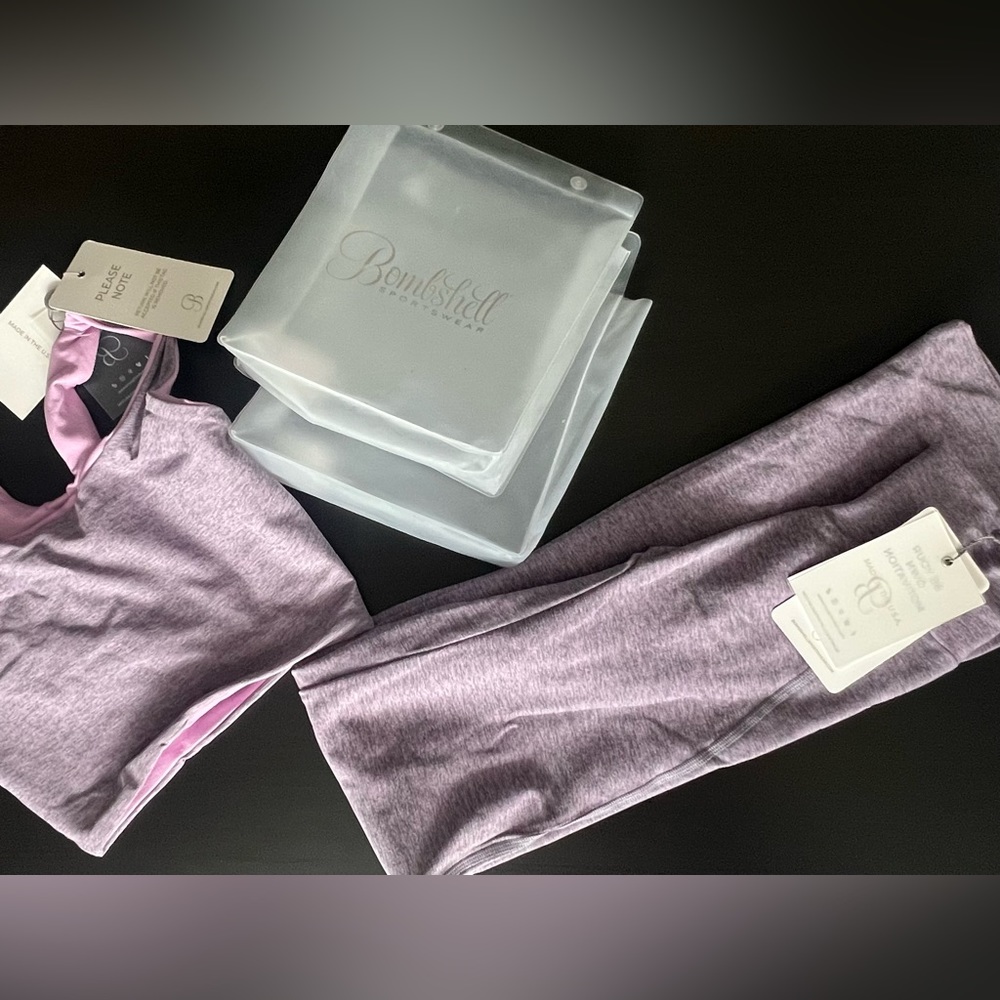Bombshell Sportswear Set - Top + bottom LILAC/ORCHID - Size Small